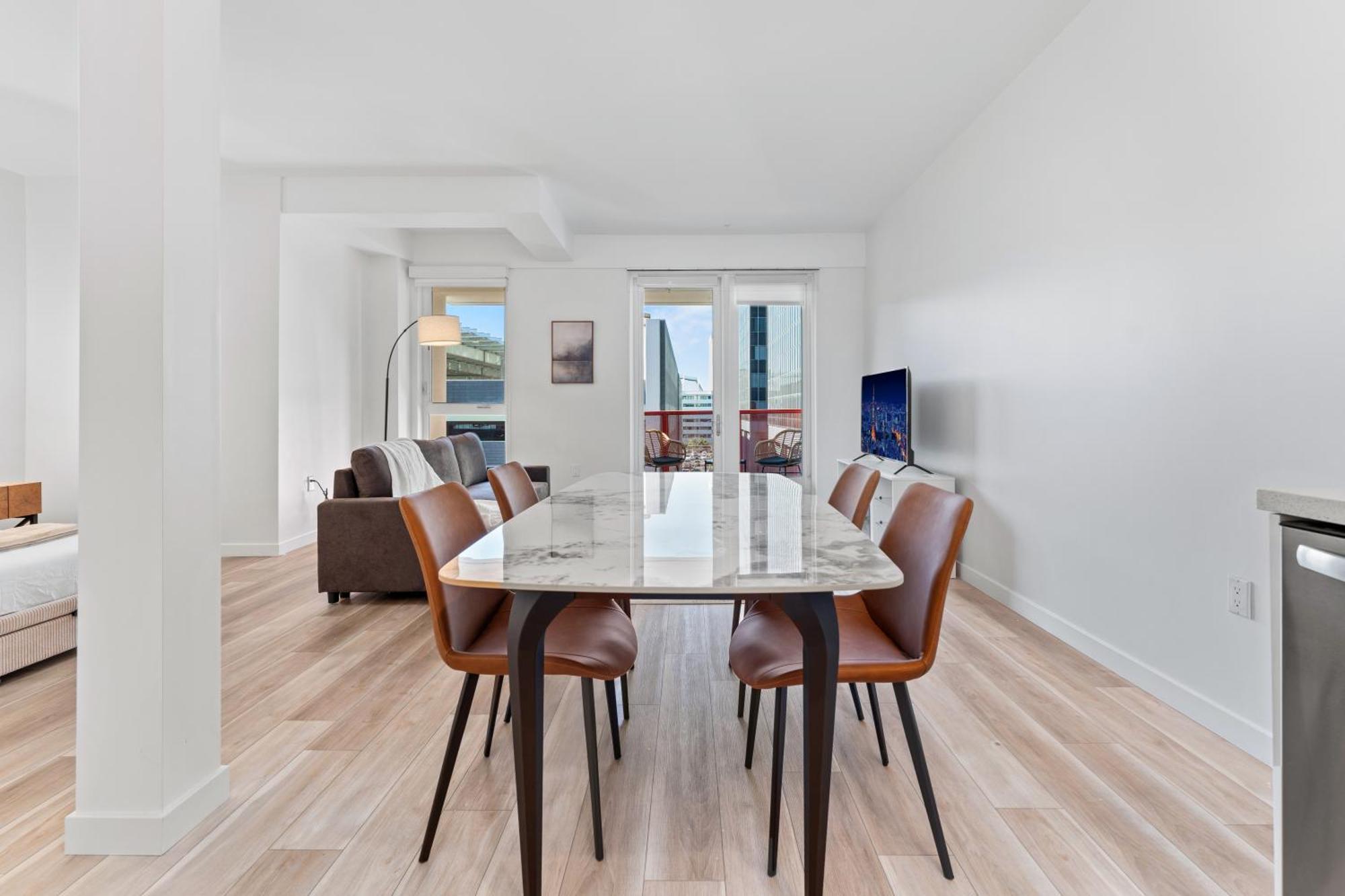 Charming In La - Conveniently Located Near Downtown! 4*